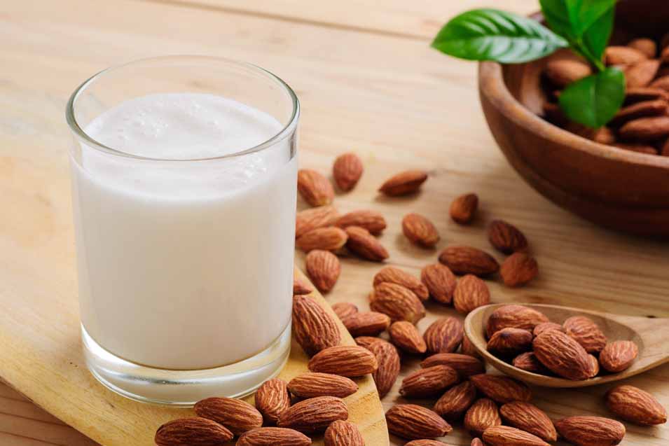 Picture of almond milk and almonds